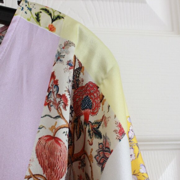 Unbreak.it Patchwork Flowers Print Silk Flare Sleeve Blouse - Picture 7 of 16